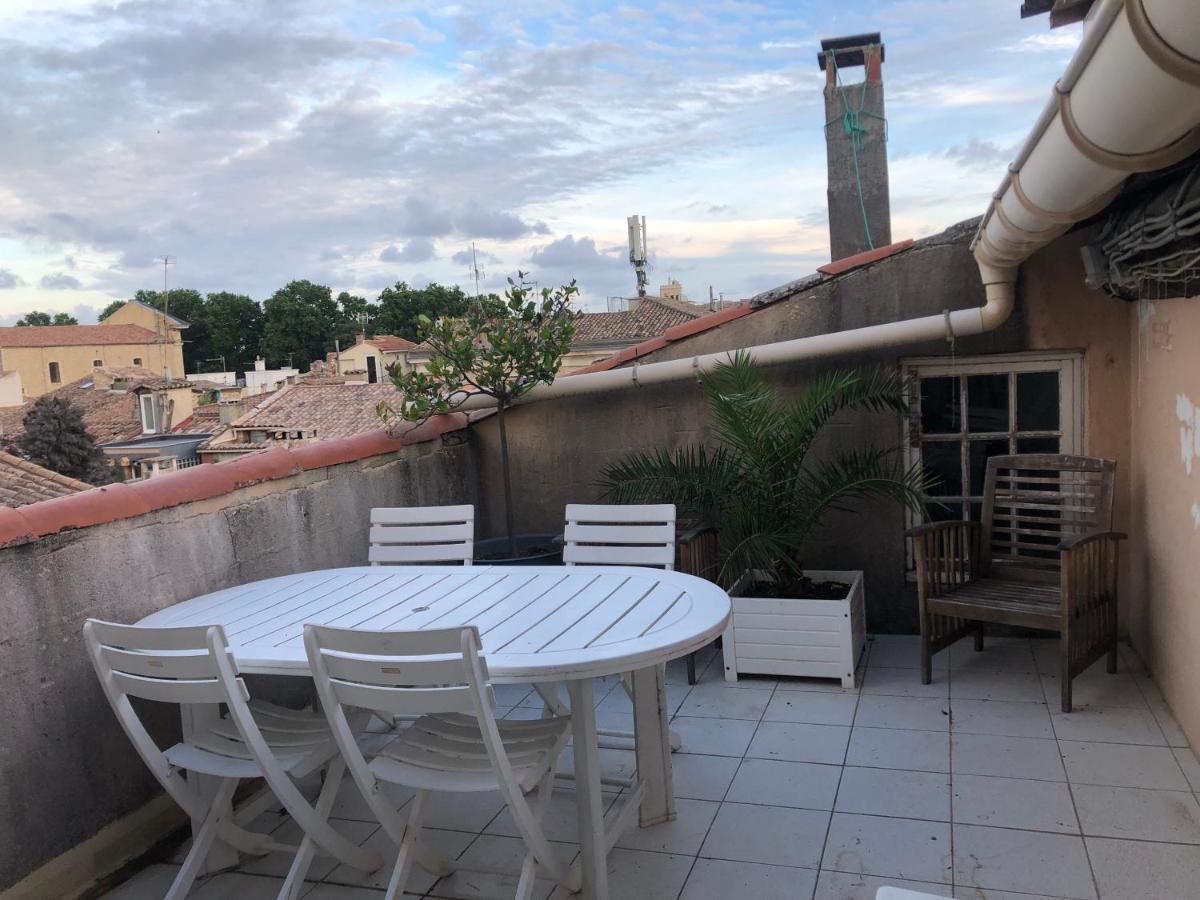 Terrasse Tropezienne Centre Nîmes Exterior foto